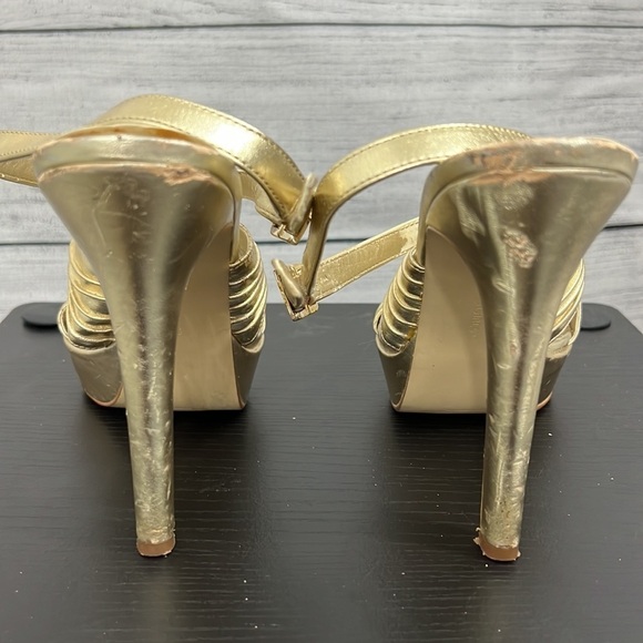 BCBG gold heals - Picture 3 of 6